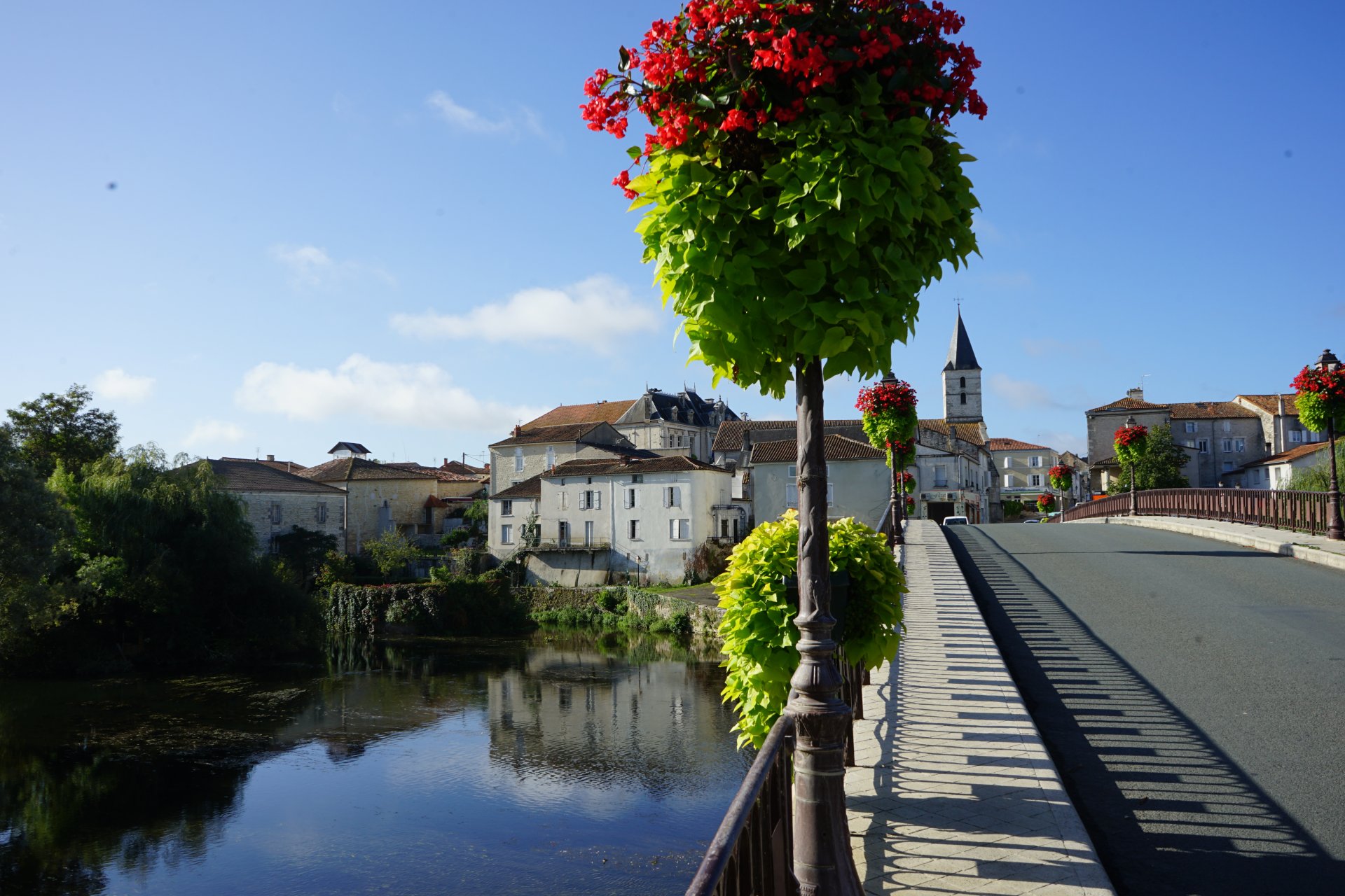 Avis au public Biens présumés 