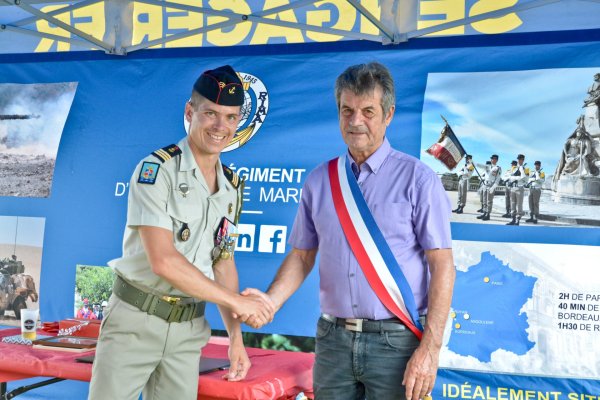 Le capitaine Jean-Eudes et Christian Croizard
